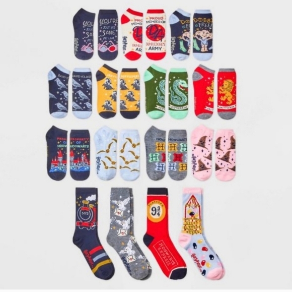 NEW Harry Potter socks 15 days of socks Hogwarts Express Christmas edition. - Picture 4 of 9